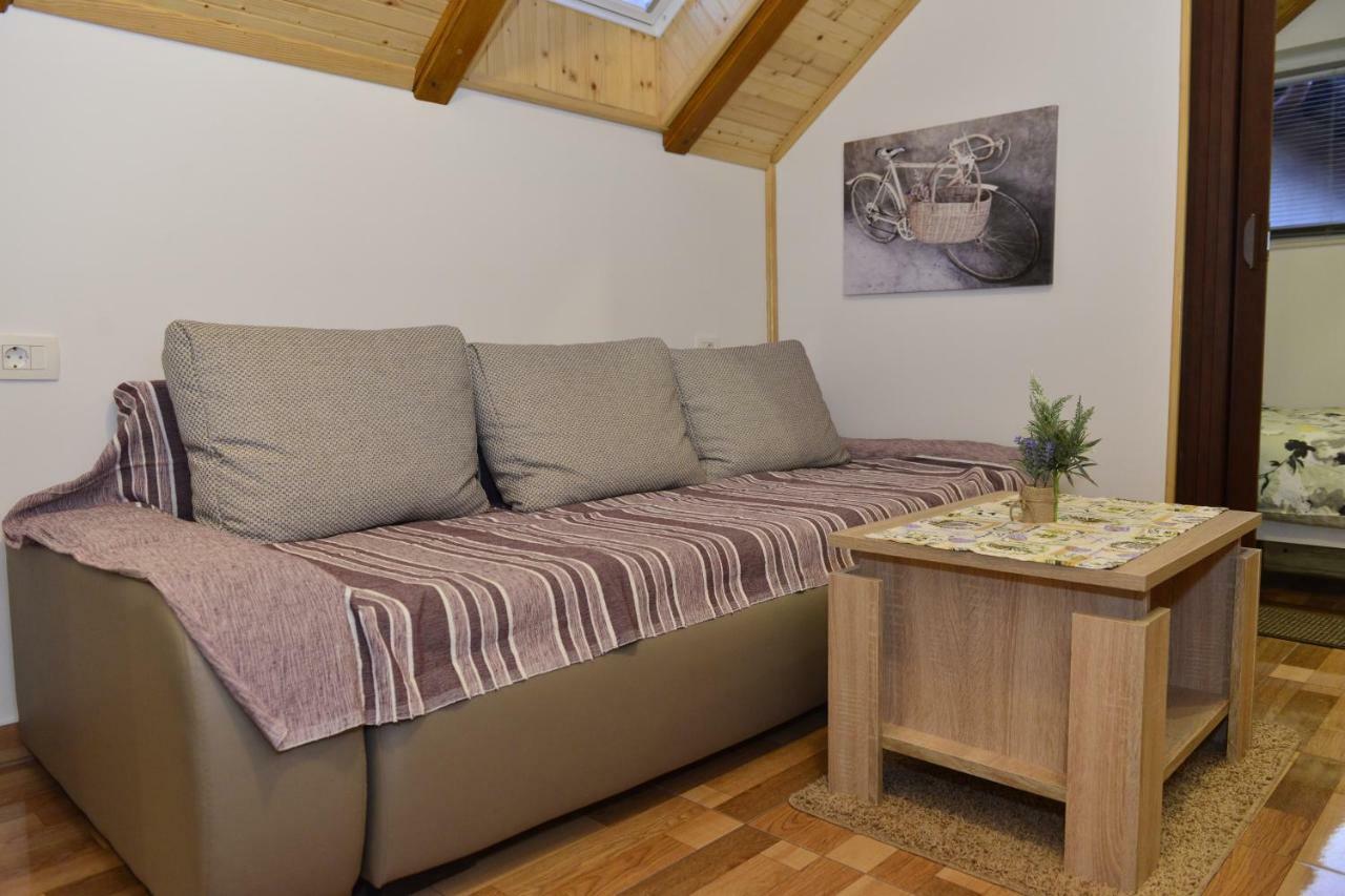Apartmani Miscevic Josipdol Dış mekan fotoğraf
